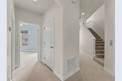 [Address not provided], Tarpon Springs, FL 34689 - Photo 44