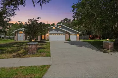 18451 Winding Oaks Boulevard, Hudson, FL 34667 - Photo 6