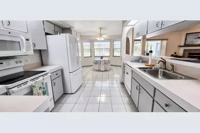 18451 Winding Oaks Boulevard, Hudson, FL 34667 - Photo 12