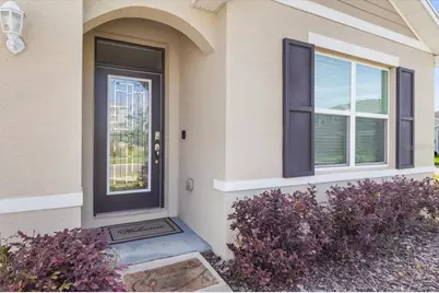 35830 Ellsworth Place, Zephyrhills, FL 33541 - Photo 4