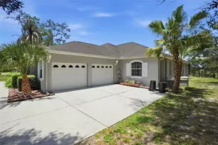 9011 Foxdale Ln, Spring Hill, FL 34608 - Photo 88