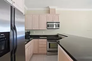 9011 Foxdale Ln, Spring Hill, FL 34608 - Photo 8