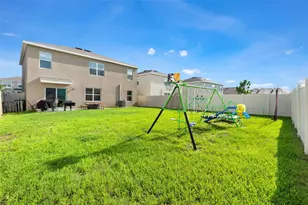 33567 Hamilton Hl Ln, Wesley Chapel, FL 33545 - Photo 6