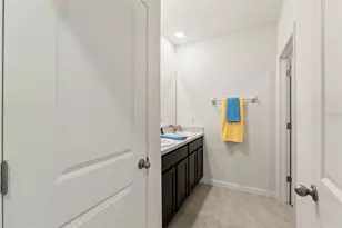 33567 Hamilton Hl Ln, Wesley Chapel, FL 33545 - Photo 32