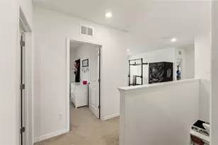 33567 Hamilton Hl Ln, Wesley Chapel, FL 33545 - Photo 22