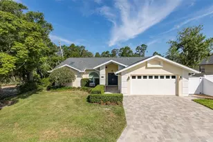 7751 Leighton Cir, New Port Richey, FL 34654 - Photo 1