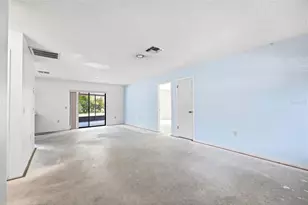 11208 Portsmouth St, Spring Hill, FL 34609 - Photo 6