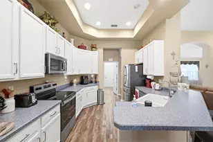 11407 Leeds Dr, Spring Hill, FL 34609 - Photo 14