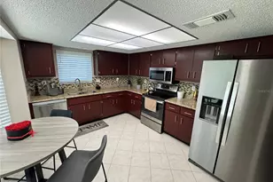 7800 Fairlawn Dr, Hudson, FL 34667 - Photo 18