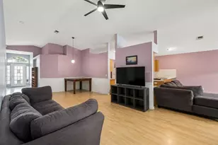 10903 New Brighton Ct, New Port Richey, FL 34654 - Photo 6