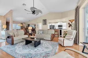 8388 Omaha Cir, Spring Hill, FL 34606 - Photo 10