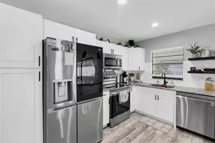 8038 Buttonball Ln, Port Richey, FL 34668 - Photo 8