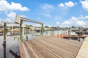 5008 Dory Dr, New Port Richey, FL 34652 - Photo 2