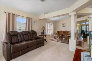 306 Barrington Ct, Spring Hill, FL 34609 - Photo 8