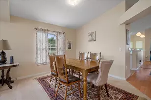 306 Barrington Ct, Spring Hill, FL 34609 - Photo 10