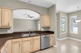 10121 Porch St, New Port Richey, FL 34655 - Photo 12