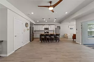 12182 Pioneer Ave, Weeki Wachee, FL 34614 - Photo 12