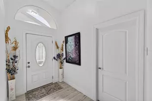 3051 Brookfield Ln, Clearwater, FL 33761 - Photo 4