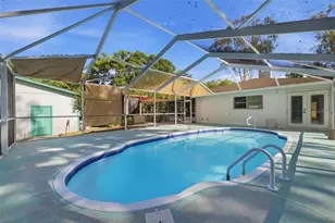 9116 Lakeview Dr, New Port Richey, FL 34654 - Photo 2