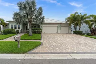811 Birdie Way, Apollo Beach, FL 33572 - Photo 2