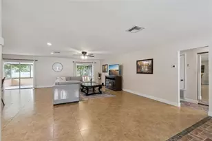 5246 Mayapple Cir, Orlando, FL 32821 - Photo 4
