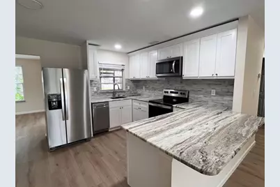 7020 Wentworth Way, New Port Richey, FL 34655 - Photo 2