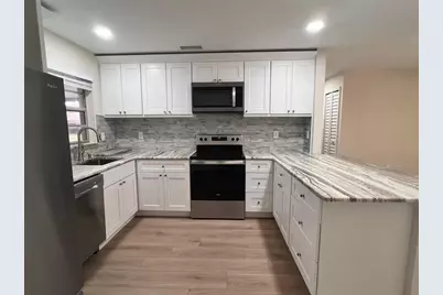 7020 Wentworth Way, New Port Richey, FL 34655 - Photo 6