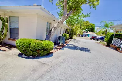 411 Pleasant Street, Clearwater, FL 33755 - Photo 12