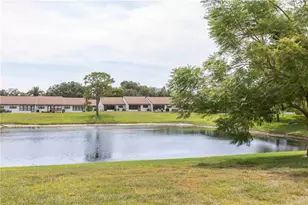 7614 Radcliffe Cir, Port Richey, FL 34668 - Photo 2