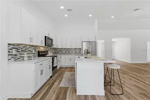14586 Mocking Wren Rd, Weeki Wachee, FL 34614 - Photo 6