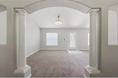 12155 Peregrine Falcon Avenue, Weeki Wachee, FL 34614 - Photo 4