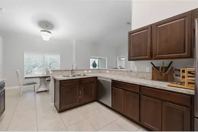 12155 Peregrine Falcon Avenue, Weeki Wachee, FL 34614 - Photo 8