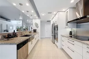 13627 Glaze Brook Dr, Hudson, FL 34667 - Photo 2
