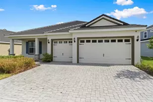 2592 Wise River Ln, Zephyrhills, FL 33541 - Photo 2