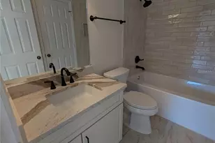 2107 Portofino Pl, Palm Harbor, FL 34683 - Photo 12