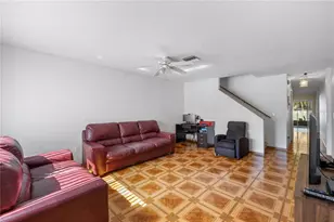 1907 Fluorshire Dr, Brandon, FL 33511 - Photo 8