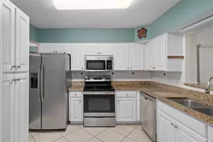 9812 51st Ave N, Saint Petersburg, FL 33708 - Photo 10