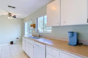 7536 St Andrews Blvd, Weeki Wachee, FL 34613 - Photo 16