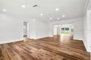 723 W Bayshore Dr, Tarpon Springs, FL 34689 - Photo 6