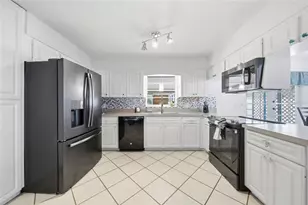 344 50th St W, Palmetto, FL 34221 - Photo 12