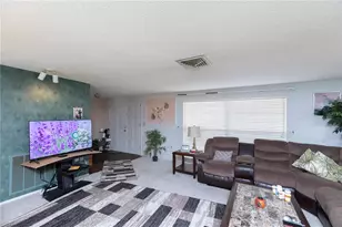 12101 Longstrap Ln, Hudson, FL 34667 - Photo 6