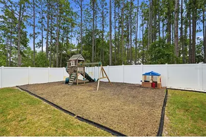4743 Jumper Loop, Spring Hill, FL 34609 - Photo 16