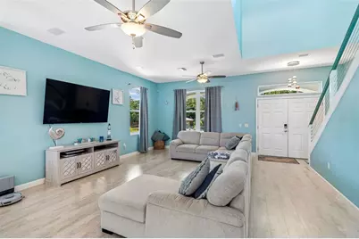 6121 Lafayette Street, New Port Richey, FL 34652 - Photo 16