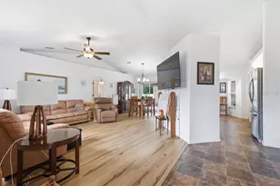 2478 Glenridge Dr, Spring Hill, FL 34609 - Photo 6