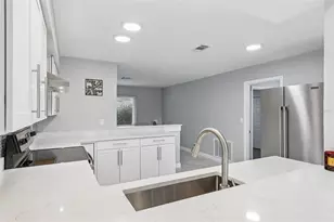 8120 Brown Pelican Ave, New Port Richey, FL 34653 - Photo 8