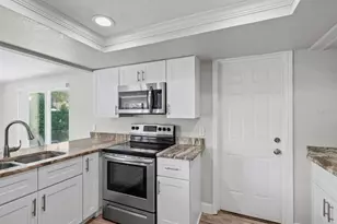 9414 Ledgestone Ln, Port Richey, FL 34668 - Photo 6