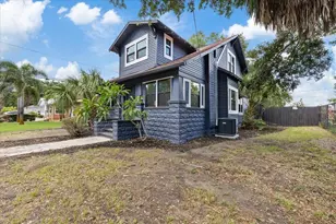 1618 12th St S, Saint Petersburg, FL 33705 - Photo 1