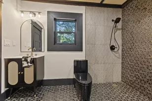 1618 12th St S, Saint Petersburg, FL 33705 - Photo 24