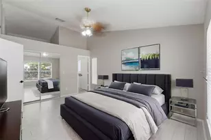 1512 Bay View St, Tarpon Springs, FL 34689 - Photo 32
