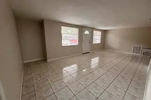 10731 Premier Ave, Port Richey, FL 34668 - Photo 4